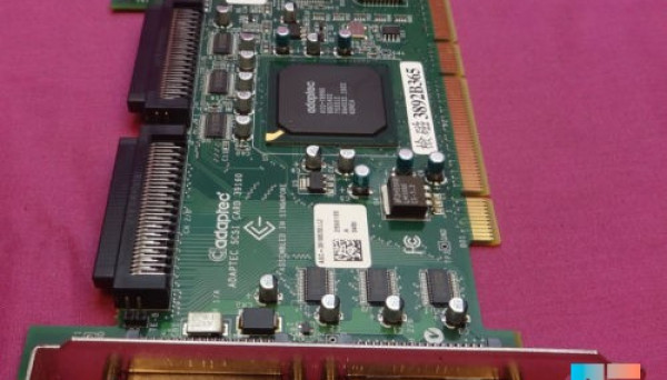 R5601 PCI/PCI-X Ext-2xVHDCI UW160SCSI AIC-7899 Int-2x68Pin/1x50Pin