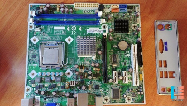 480429-001 SystemBoard Microtower Workstation dx2420 S775