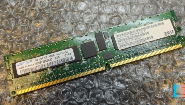 370-6208-01 RAM 1Rx4 PC2-4200R 533MHz Reg DDR2 ECC SUN 1GB