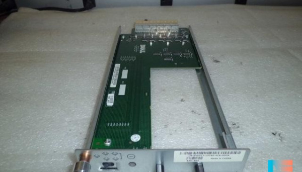 0W0764 SCSI Controller Module Card PowerVault 220S